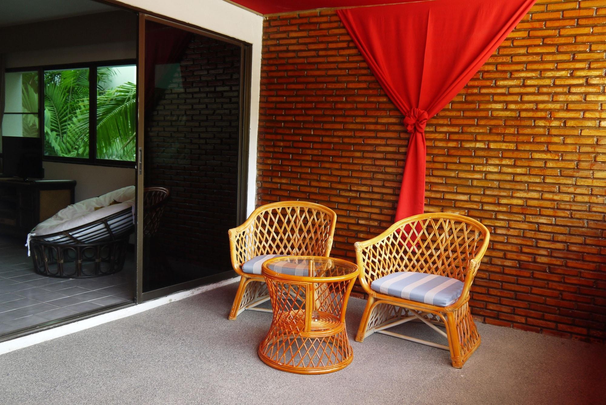 Surin Sweet Hotel Bagian luar foto