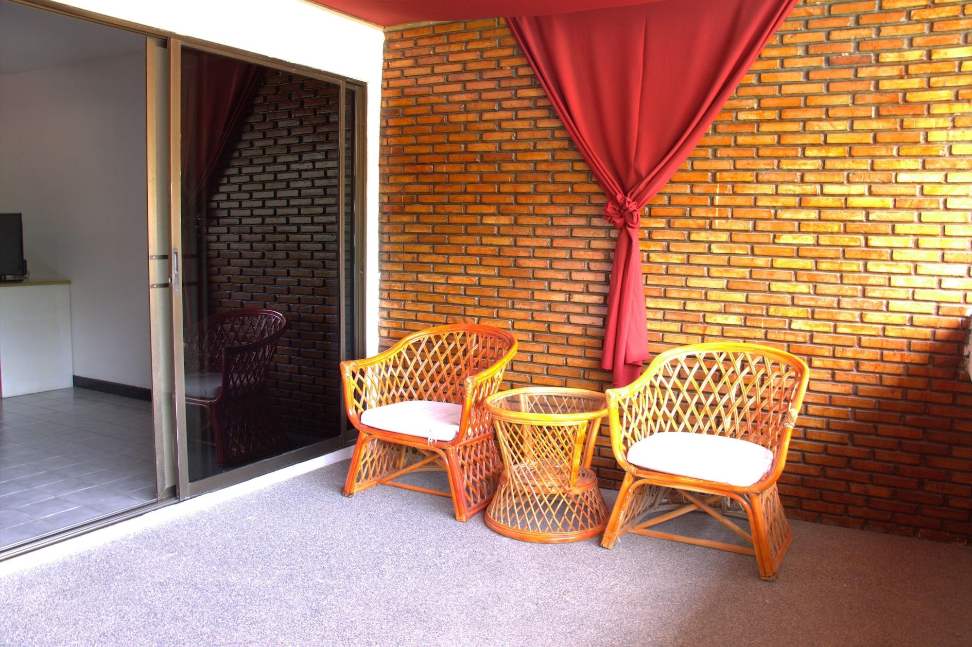 Surin Sweet Hotel Bagian luar foto