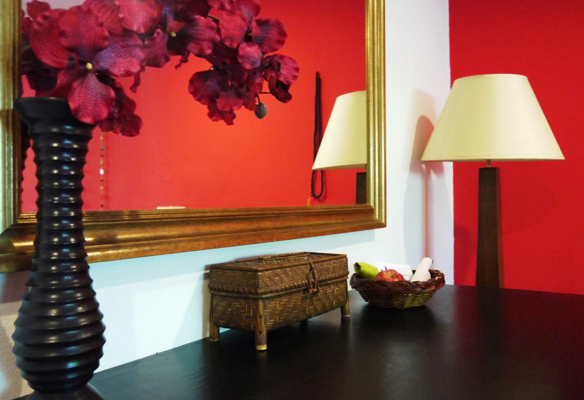 Surin Sweet Hotel Bagian luar foto