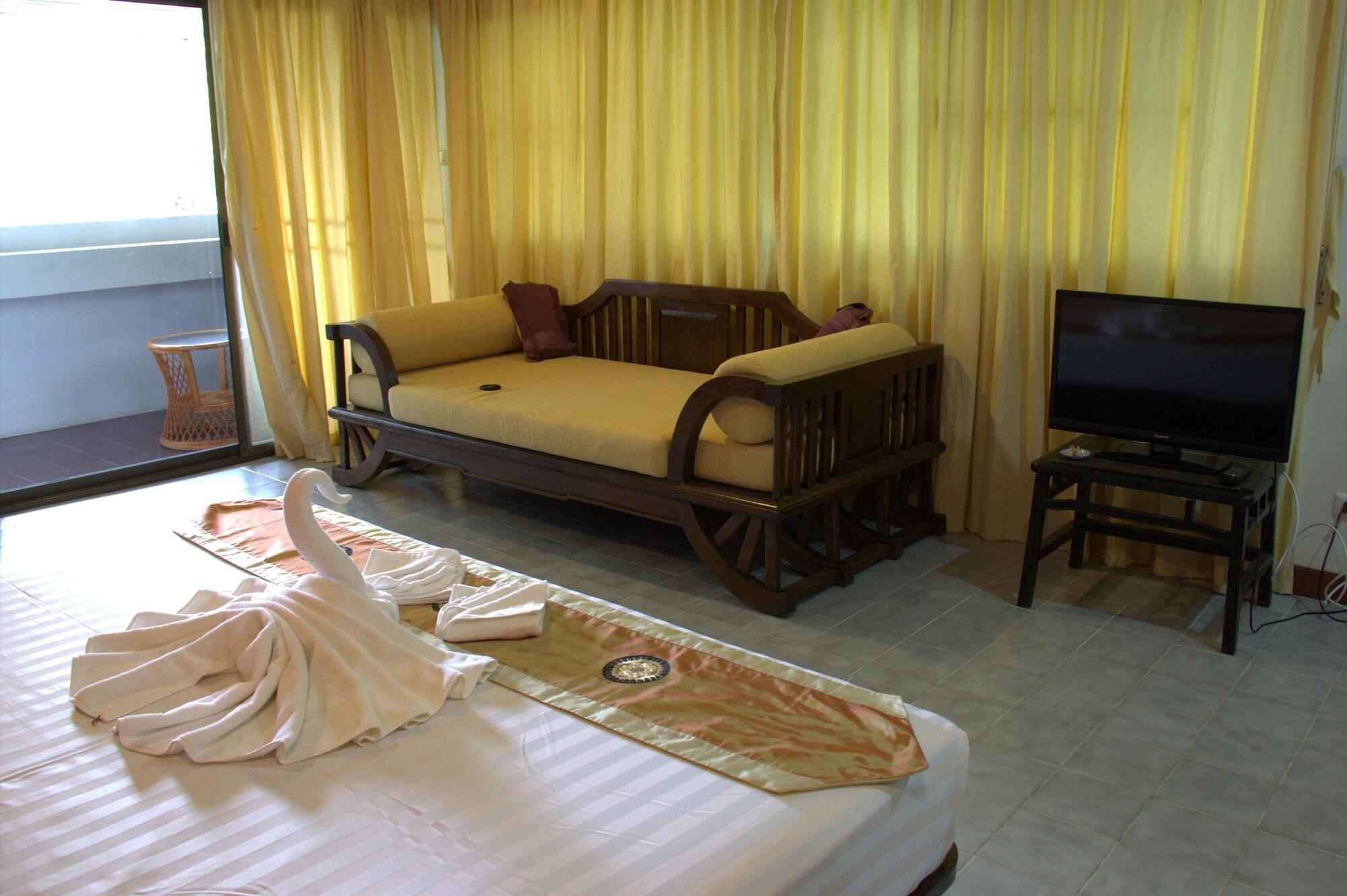 Surin Sweet Hotel Bagian luar foto