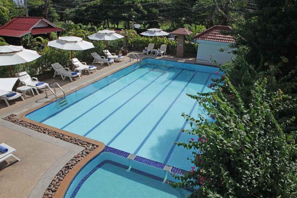Surin Sweet Hotel Bagian luar foto