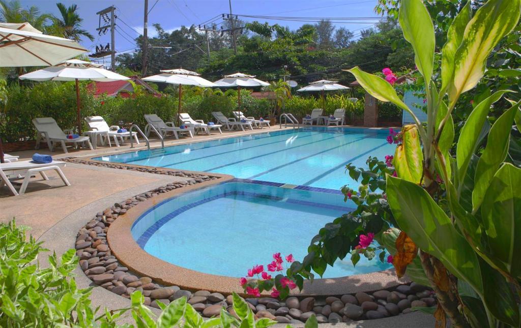 Surin Sweet Hotel Bagian luar foto