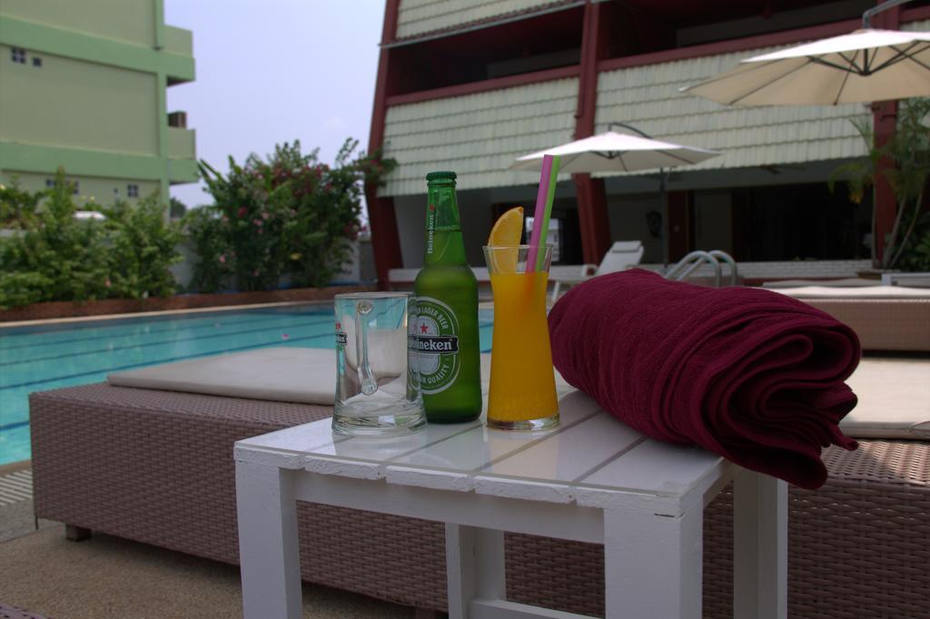Surin Sweet Hotel Bagian luar foto