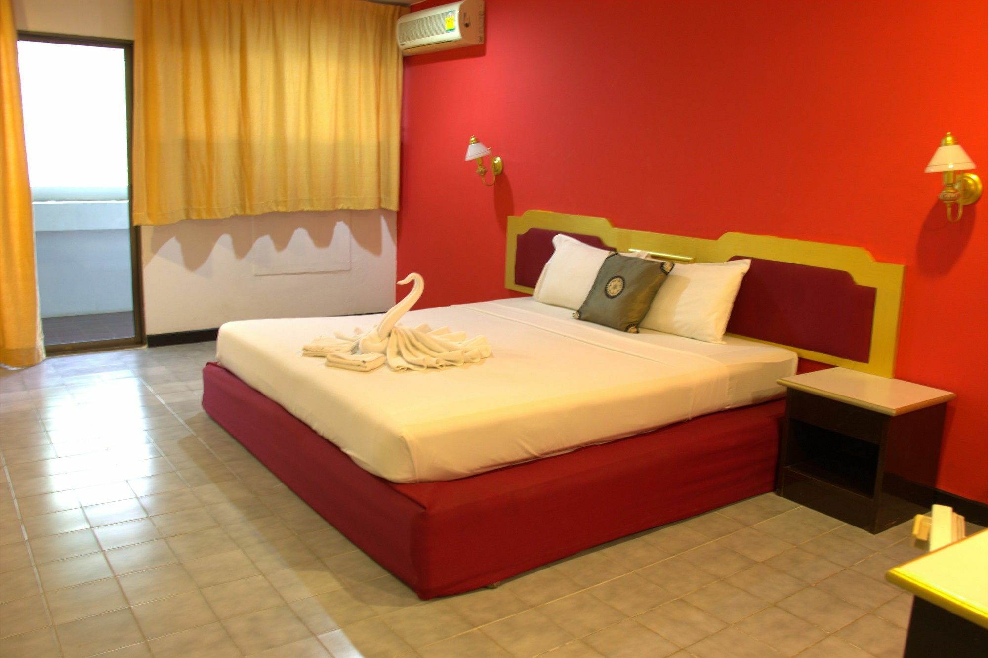 Surin Sweet Hotel Bagian luar foto